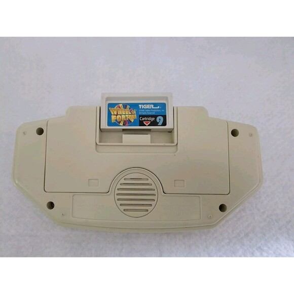 Wheel Of Fortune Handheld Game With #9 Cartridge 1995 Tiger Electronics - Picture 3 of 4